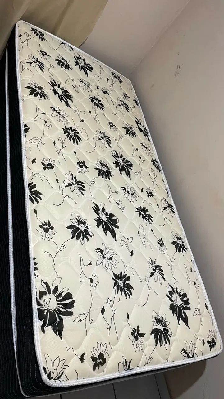 Cama de Solteiro nova