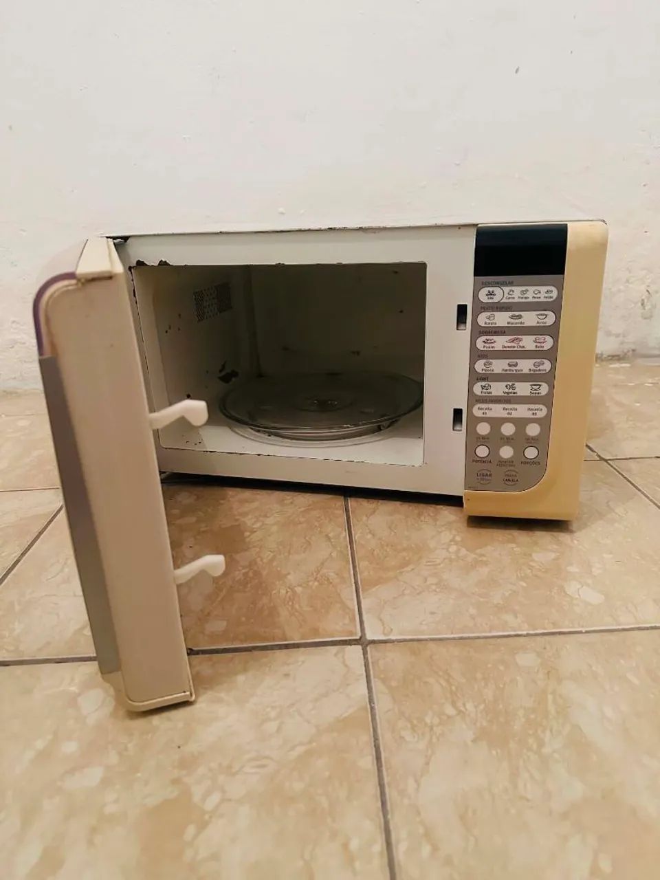 Microondas - funcionando perfeitamente  - Foto 3