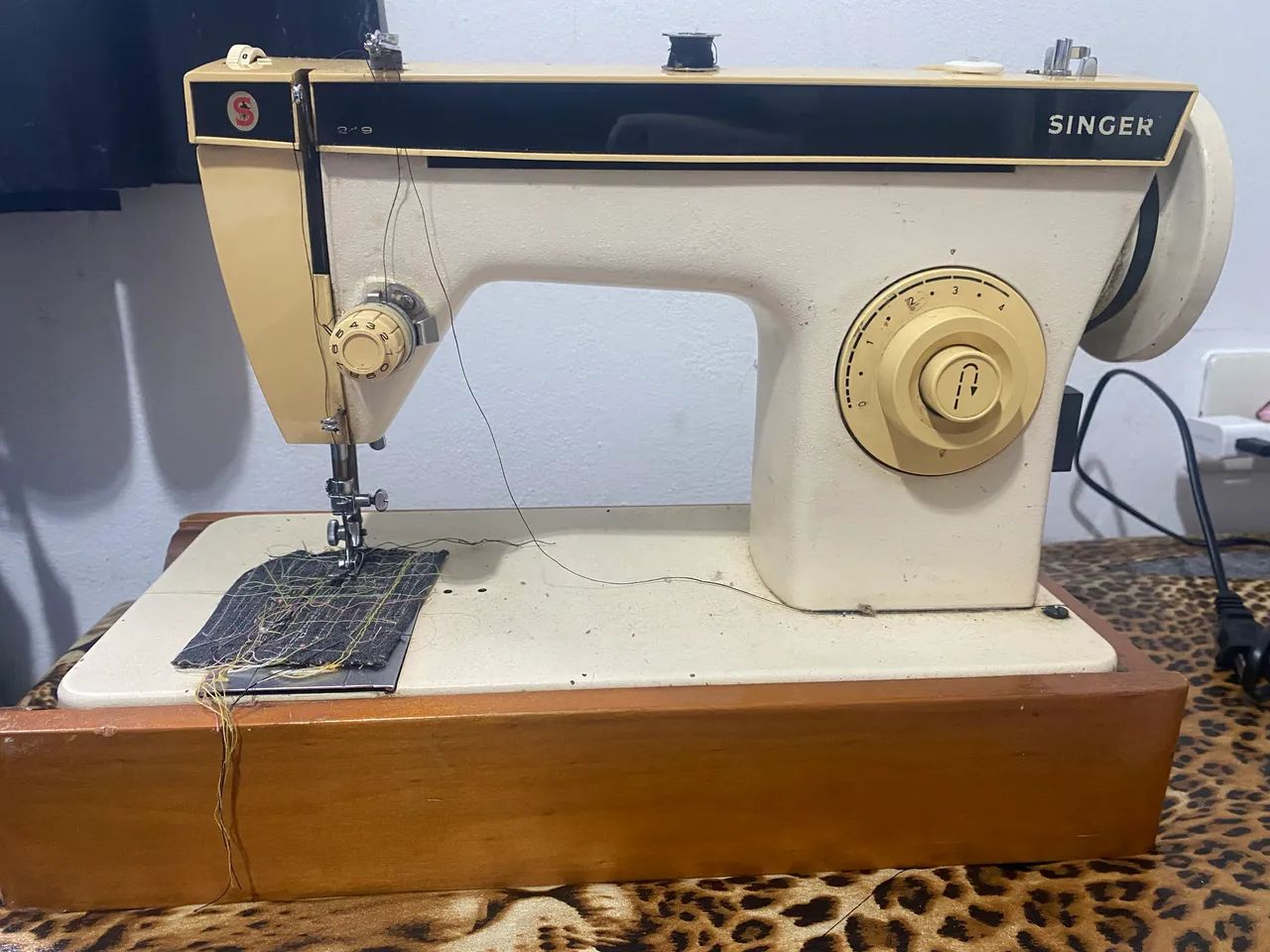Máquina costura singer 299.00 - Foto 3