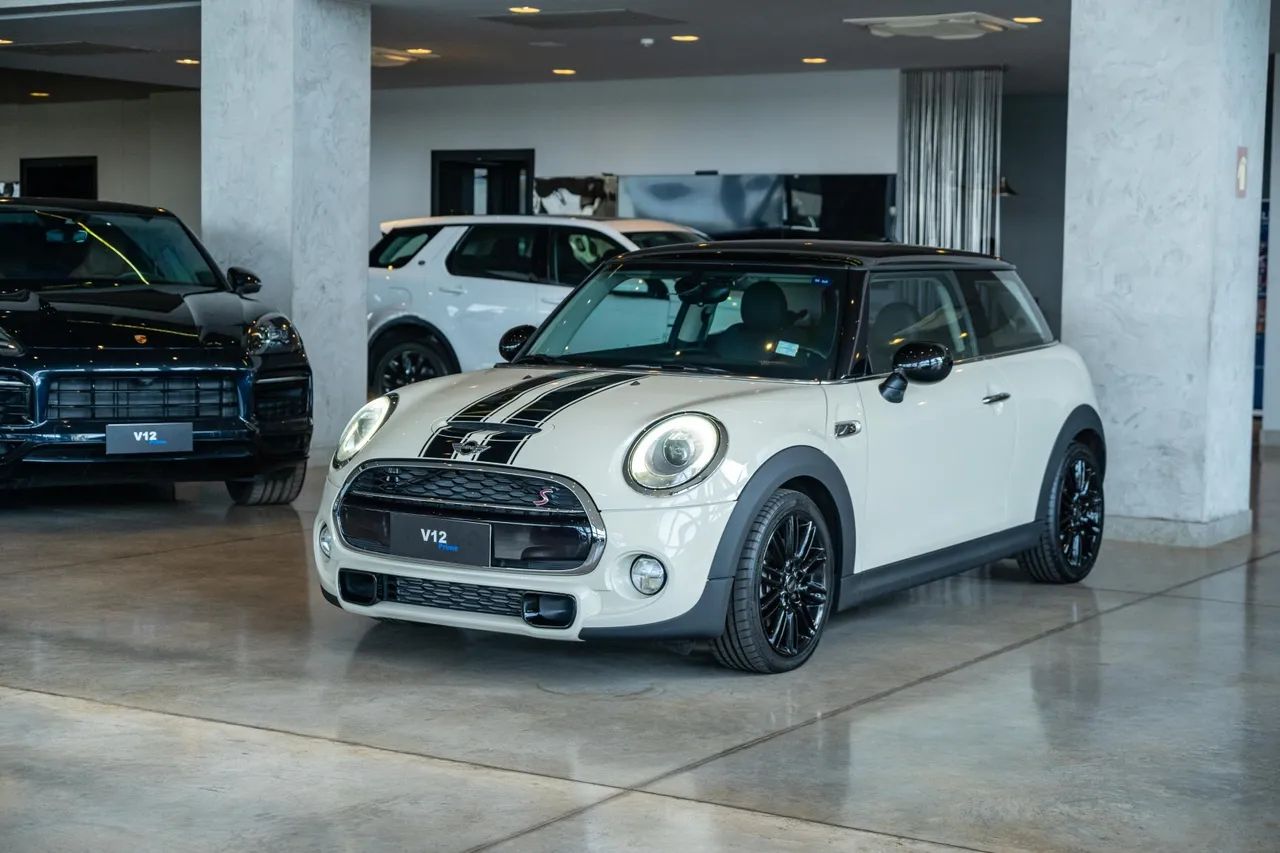 Mini Cooper S 2.0 Turbo 16V 3P Aut. 2015