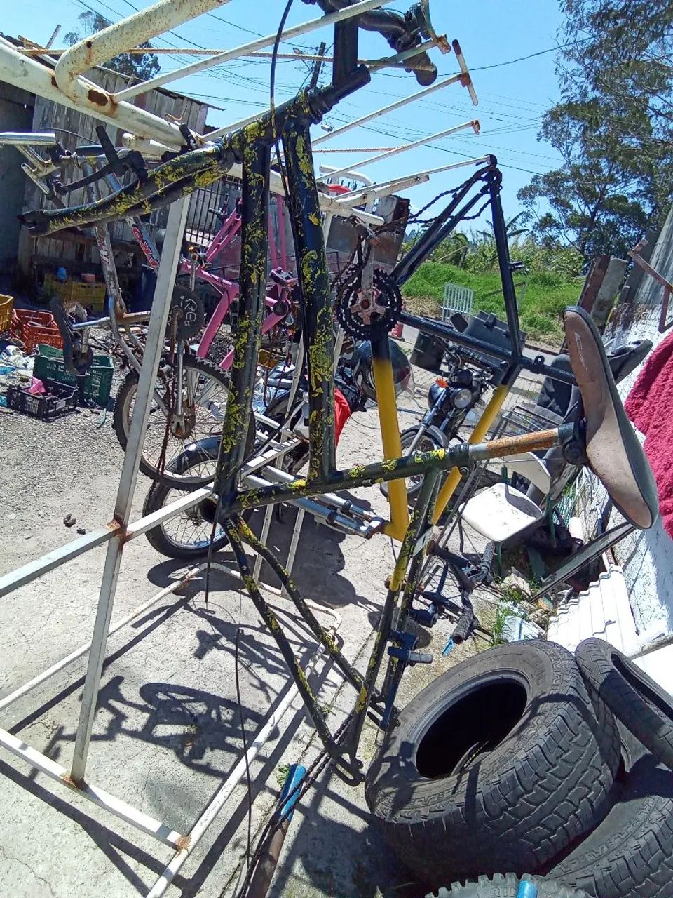 Lote de bicicletas e peças  - Foto 4