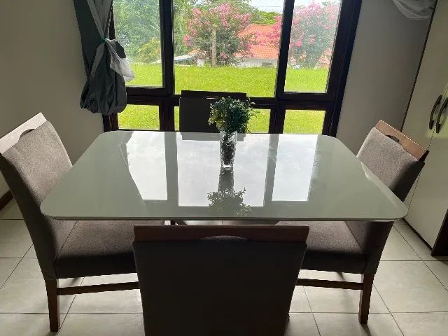 Mesa de jantar retangular com 4 cadeiras - Foto 3