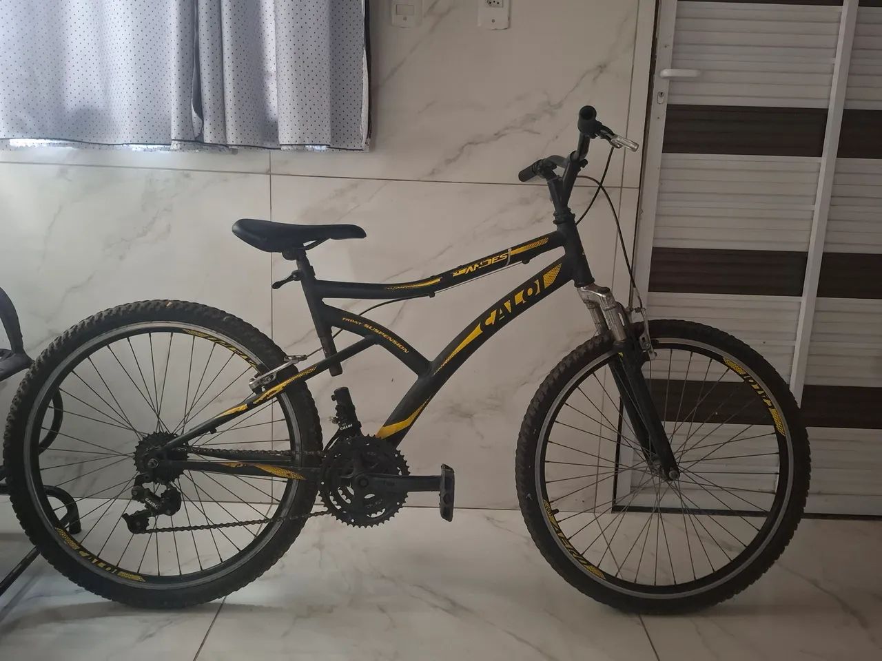 Bicicleta  - Foto 2