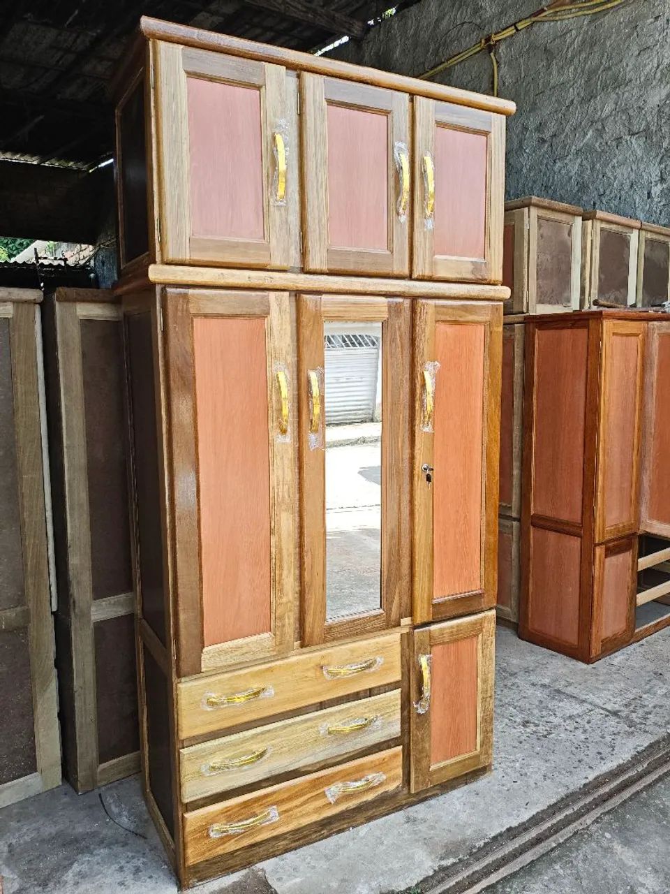 Guarda roupa espelhado com maleiro entrega grátis  - Foto 3