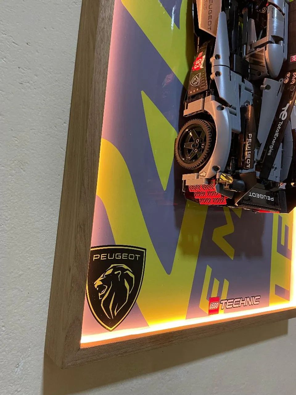 Lego Peugeot com quadro já com led  - Foto 2