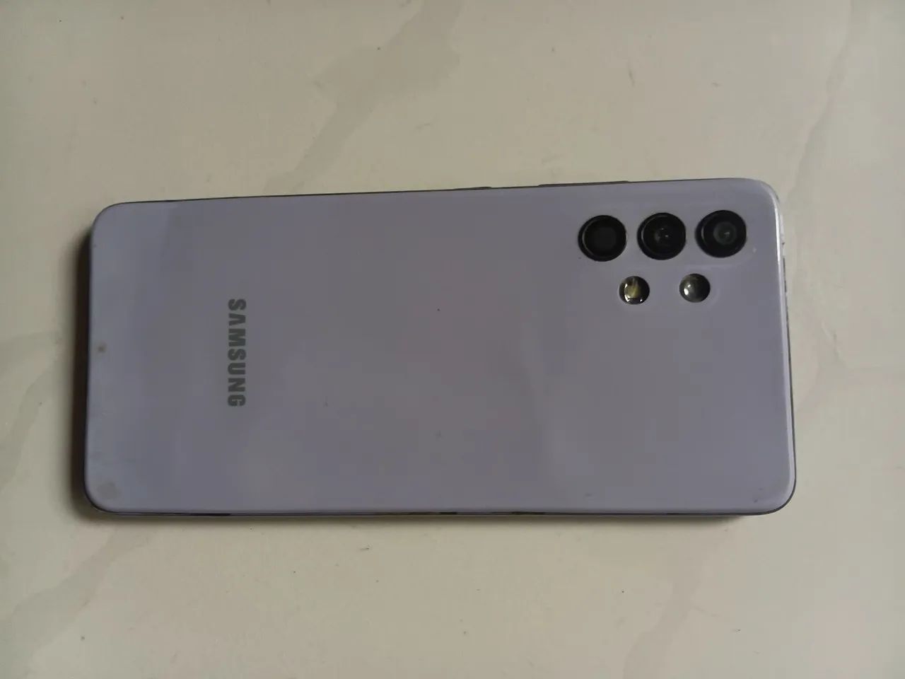 Celular usado 