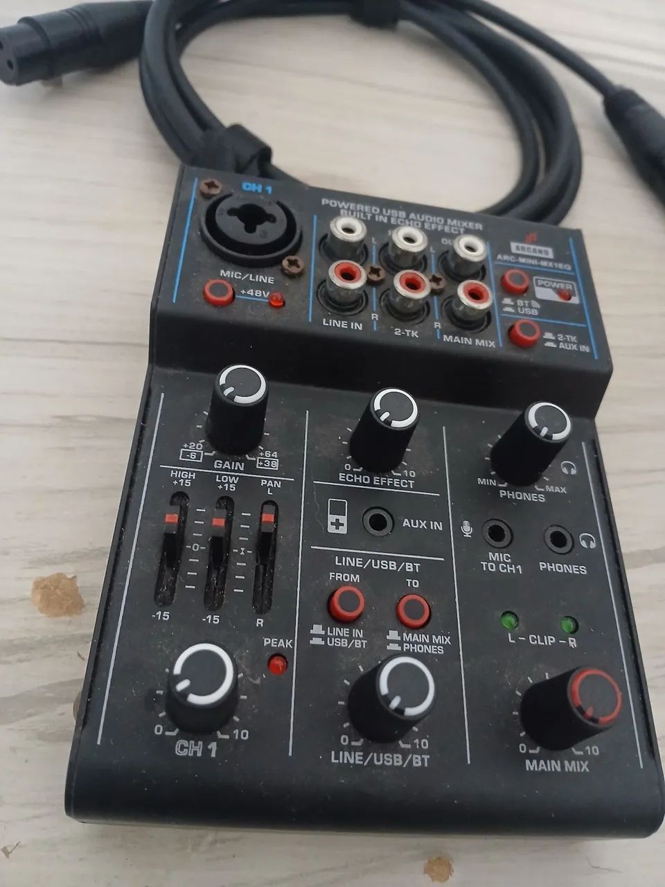 Mesa de som mini arcano 