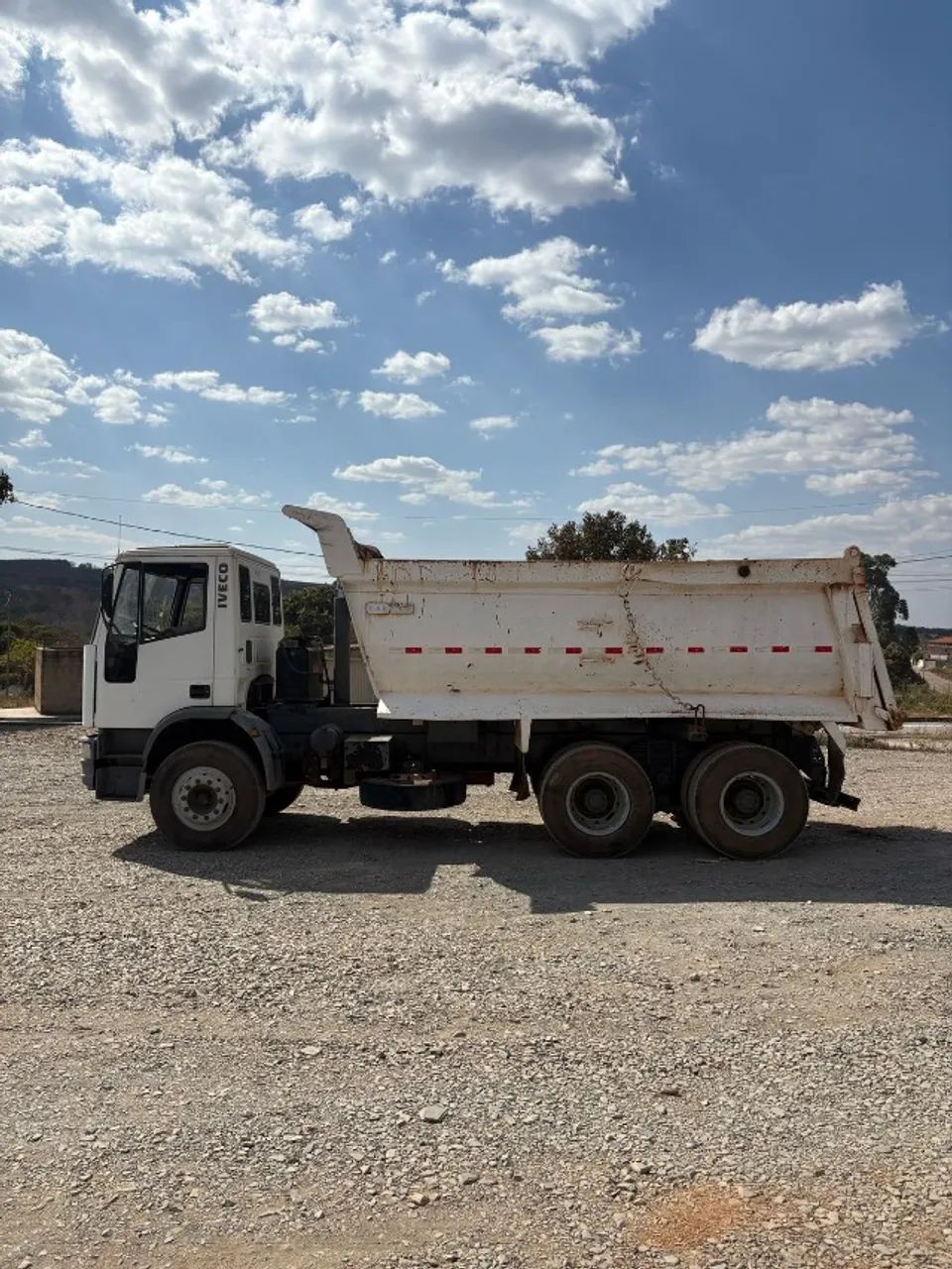 Caminhão Caçamba Iveco Eurocargo - Foto 5