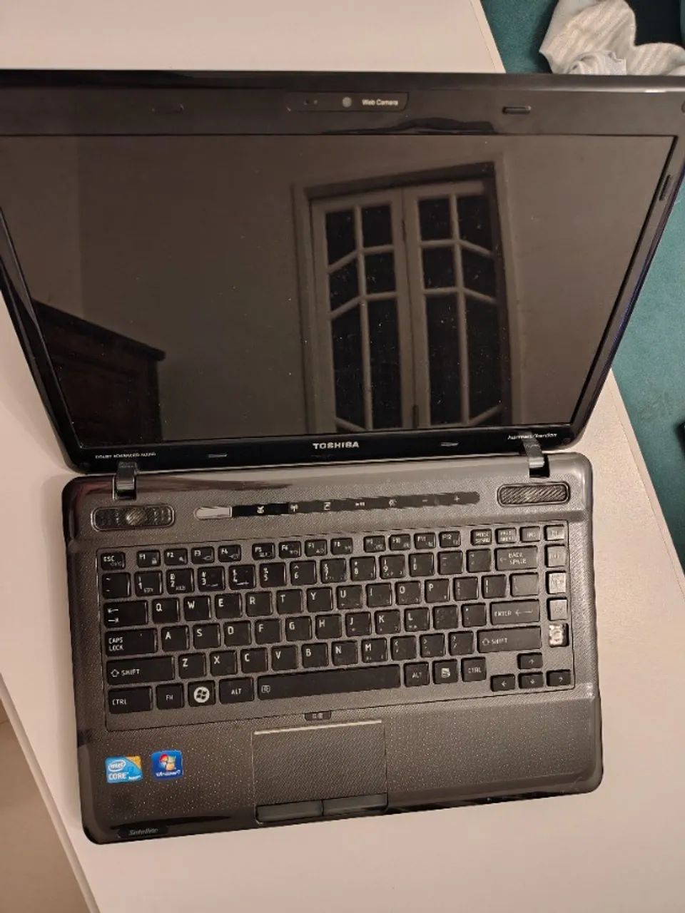 Notebook Toshiba Satellite M645 S4110 - Foto 4