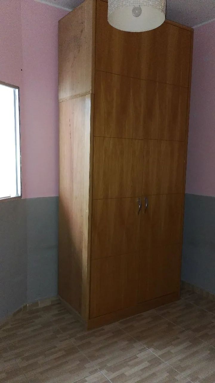 Guarda roupa de madeira  - Foto 2