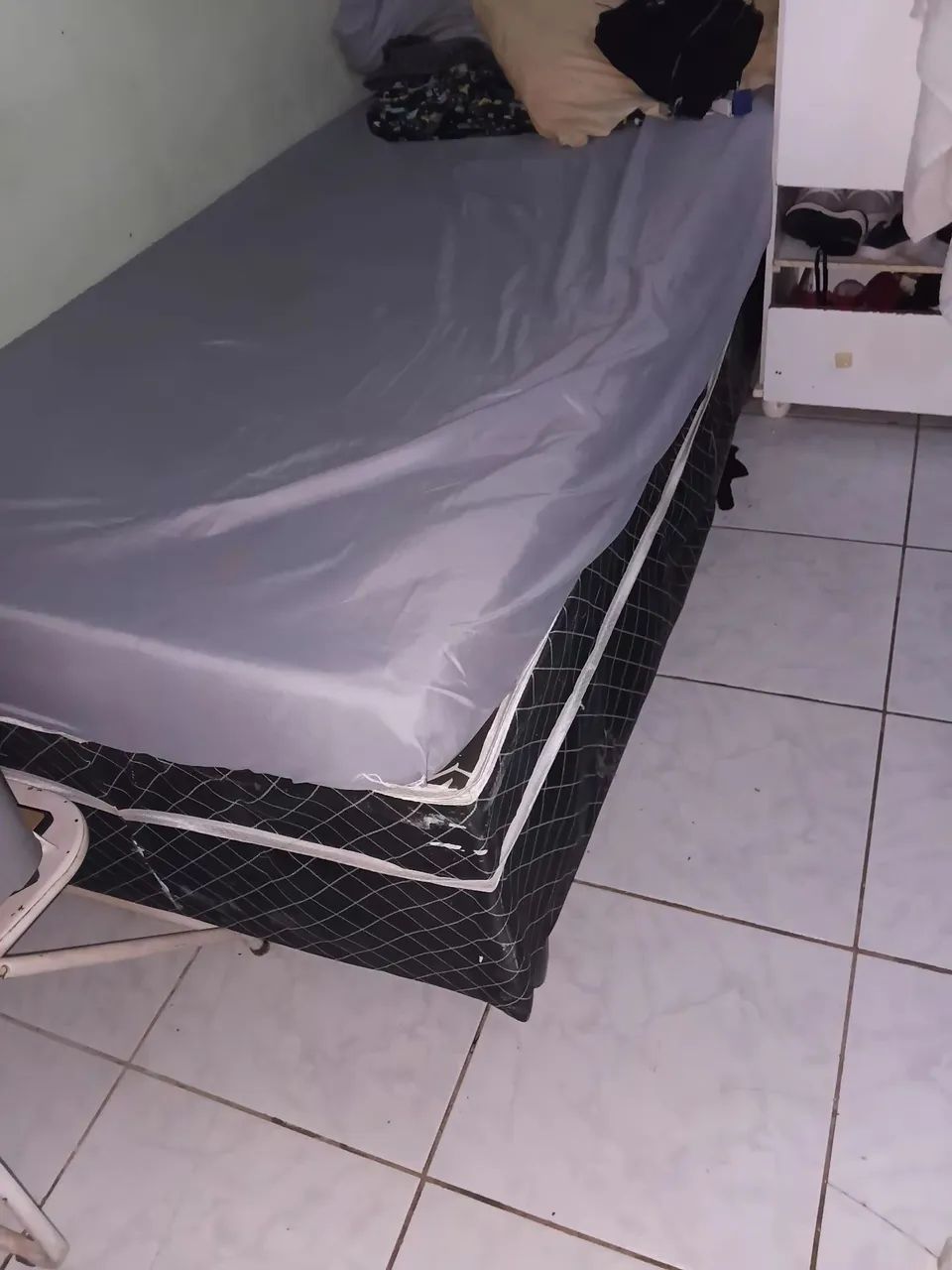 Camas solteiro y cama casal  - Foto 2