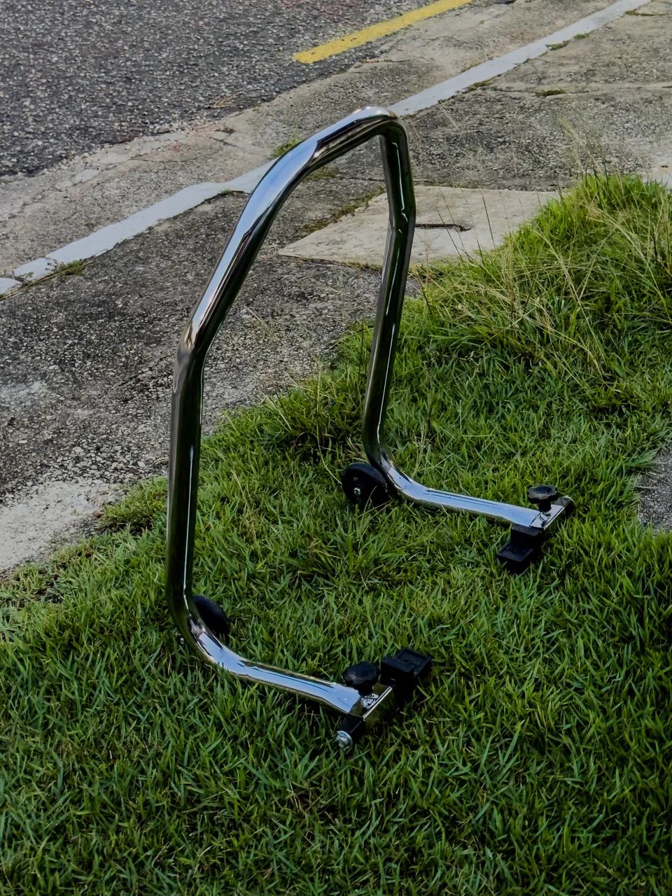 CAVALETE UNIVERSAL PARA MOTO
