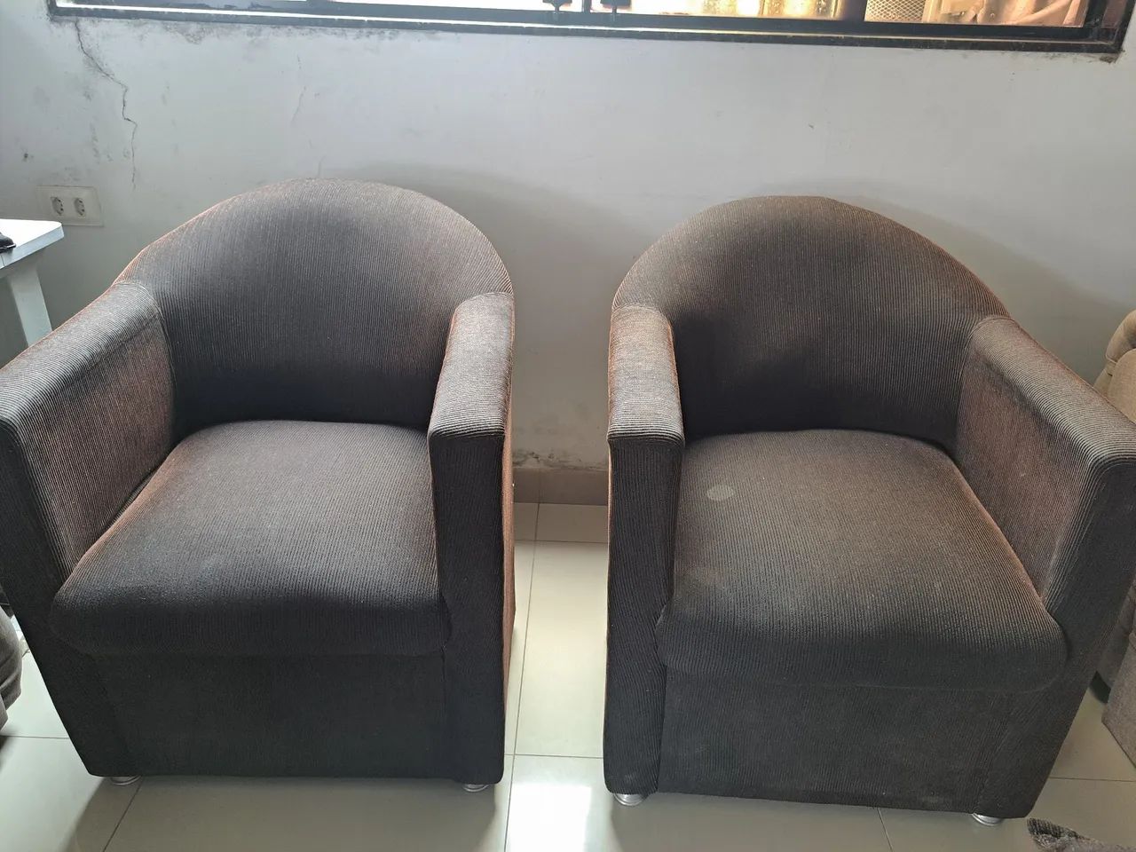 Duas poltronas bem conservadas - Foto 3