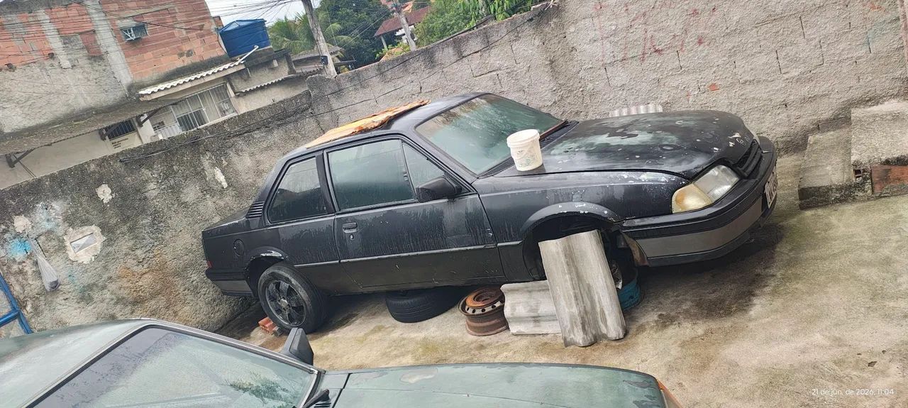 Chevrolet Monza GL 1.8 Efi/ SL/ L/ 650/barc. 2e4p (álcool) 1994