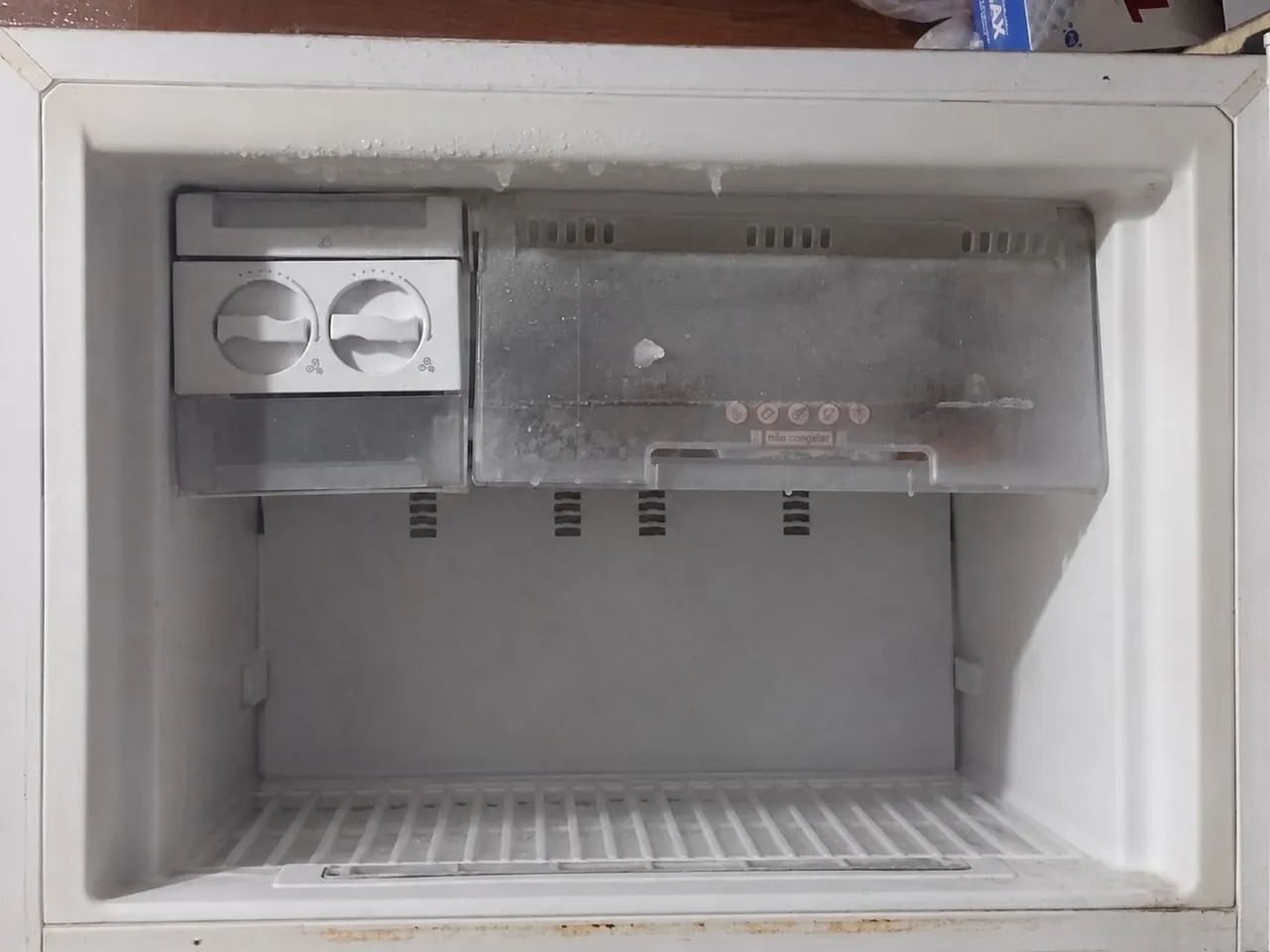 VENDE- SE GELADEIRA 
