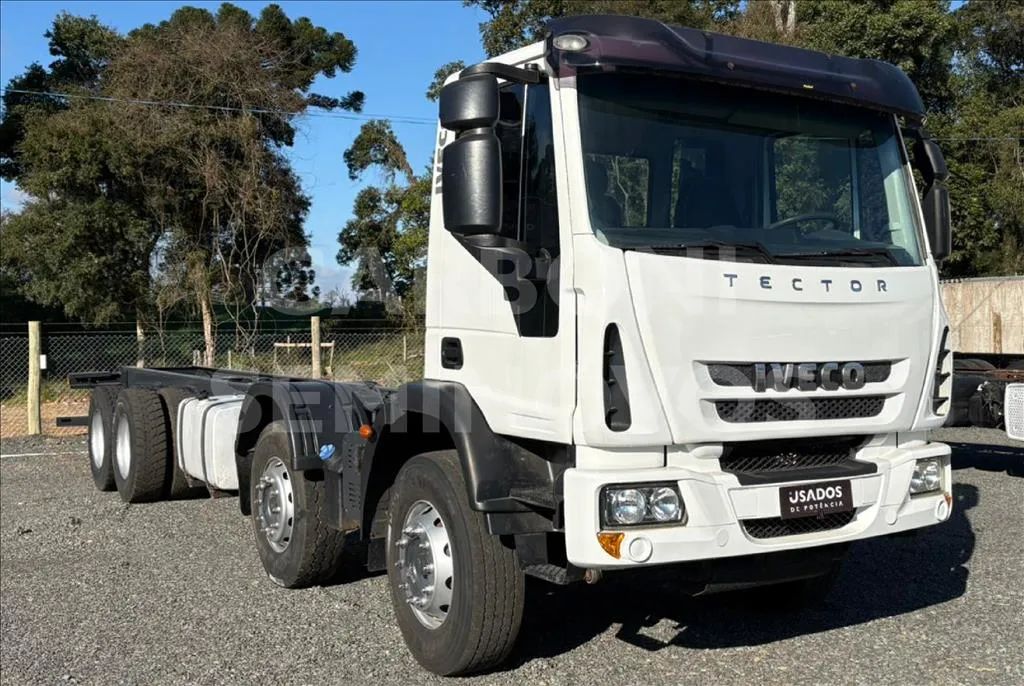IVECO TECTOR 24.280 8X2 2016/2016 - Foto 2