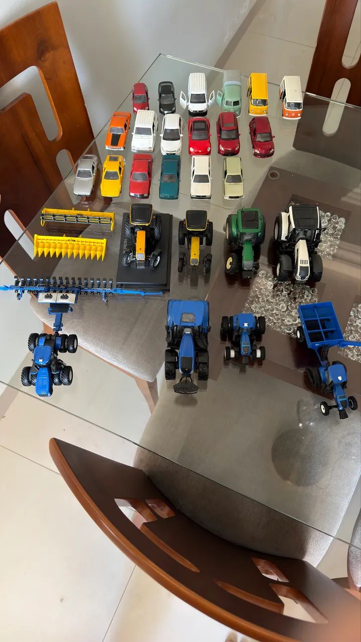 Coleção de Miniaturas de Carros,Motos e Agrícolas  - Foto 4