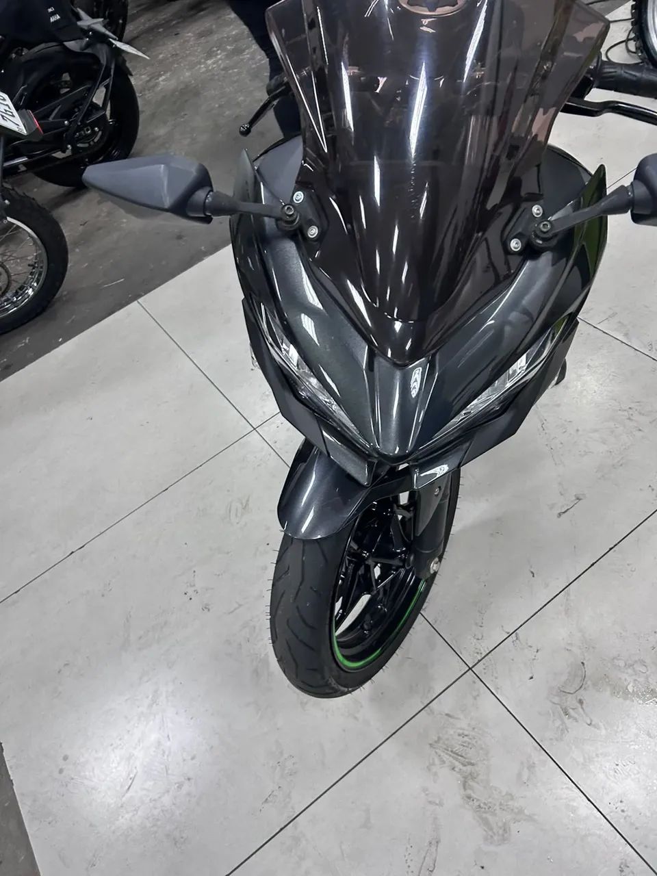 KAWASAKI NINJA 400 - Foto 3