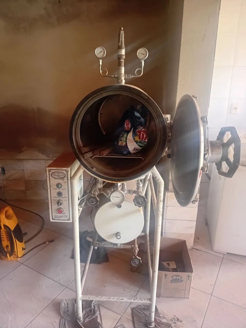 Autoclave Fabbe Primar 104 Lts 220V trifásico  - Foto 2