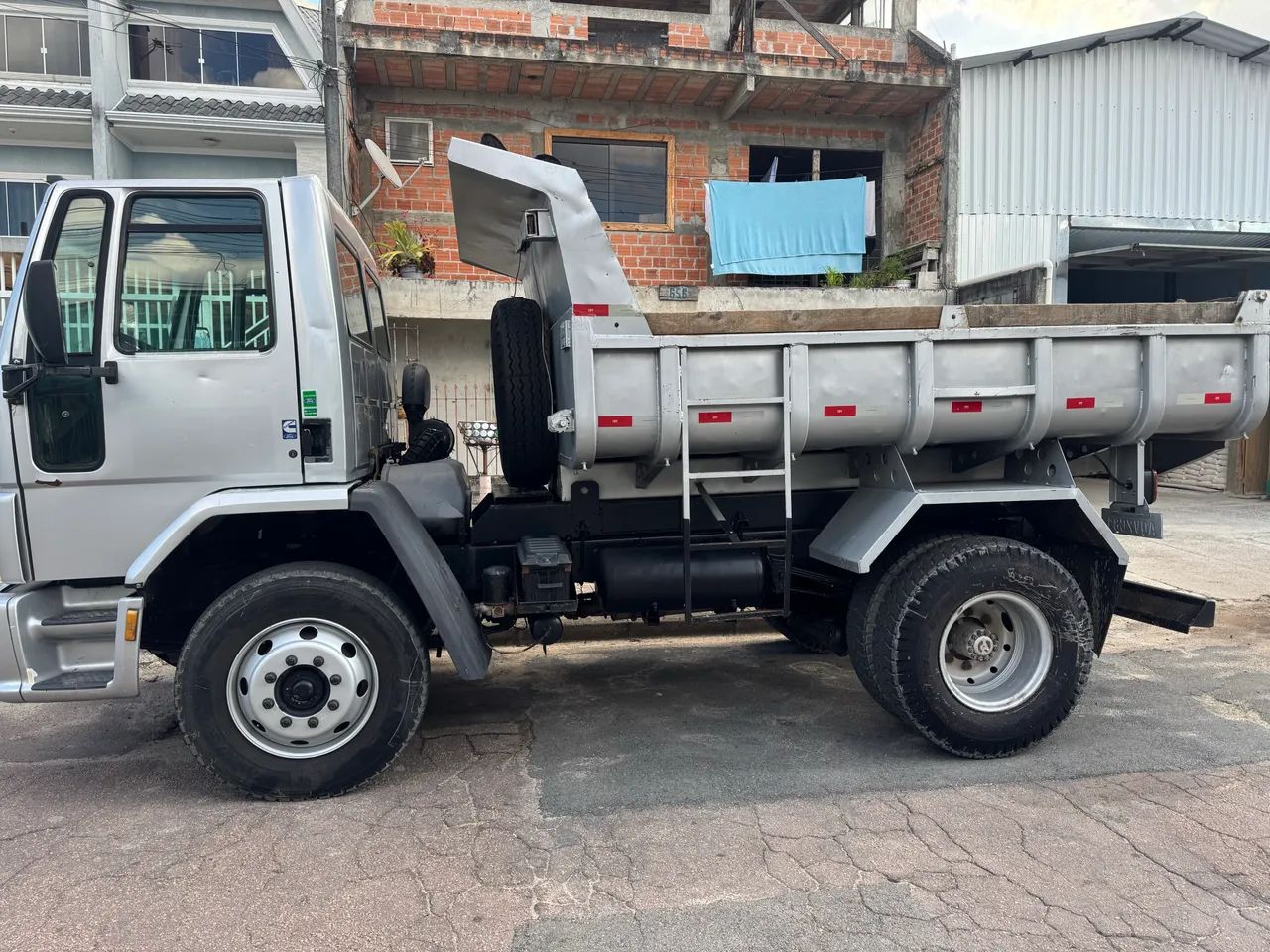 Ford cargo 1317E - Foto 3