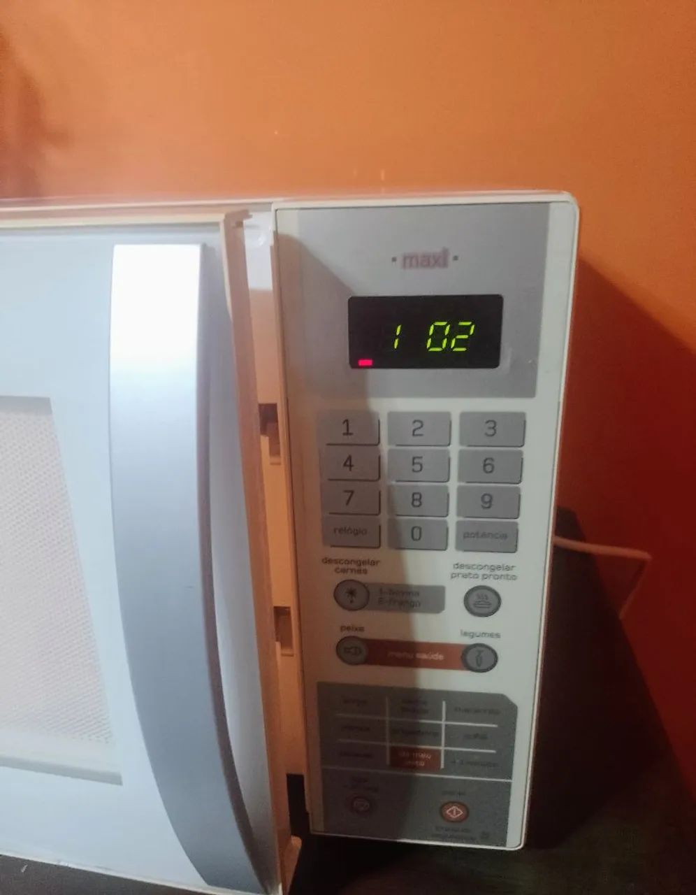 Microondas Brastemp Maxxi 30 lts 110v - Foto 2