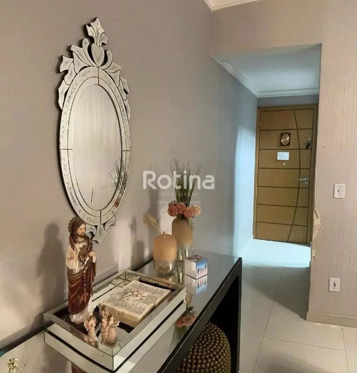 Apartamento à venda no Bairro Santa Mônica (Fundo)  3 quartos, 1 suíte, 2 vagas - Foto 4