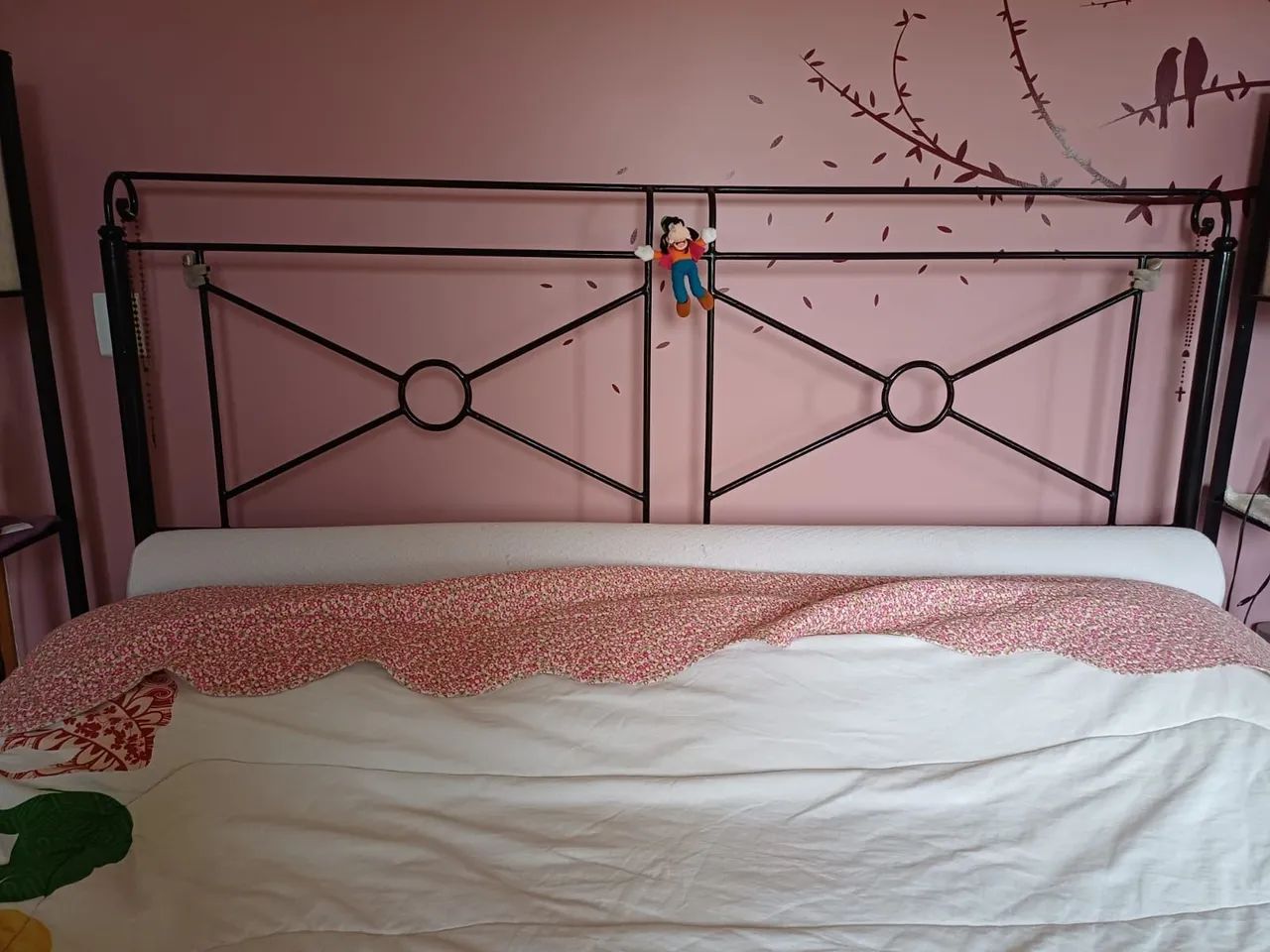 Cama ferrro com colchão super king - Foto 4