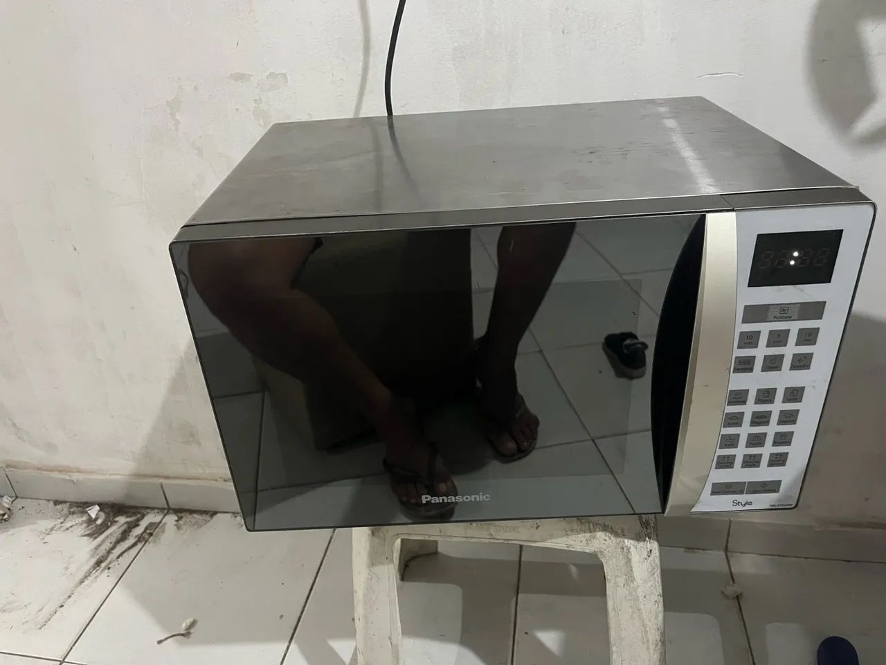 Microondas inox 31 litros 