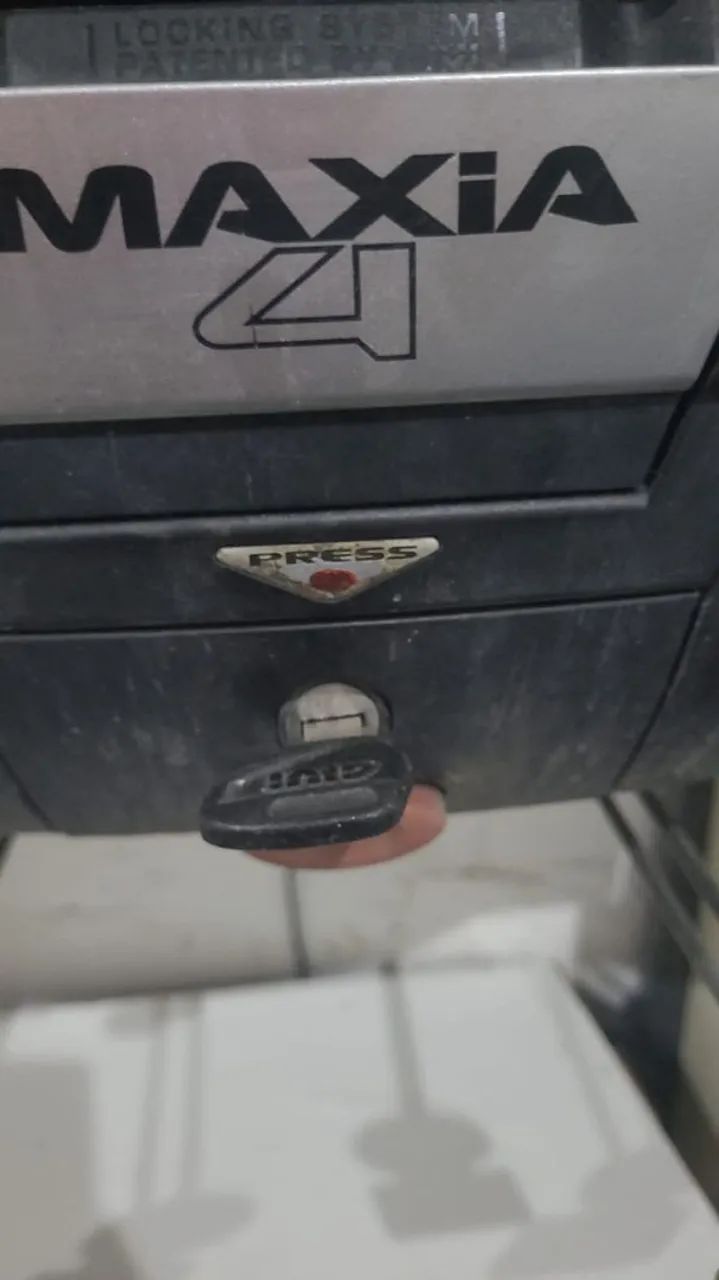Baú 56 litros 