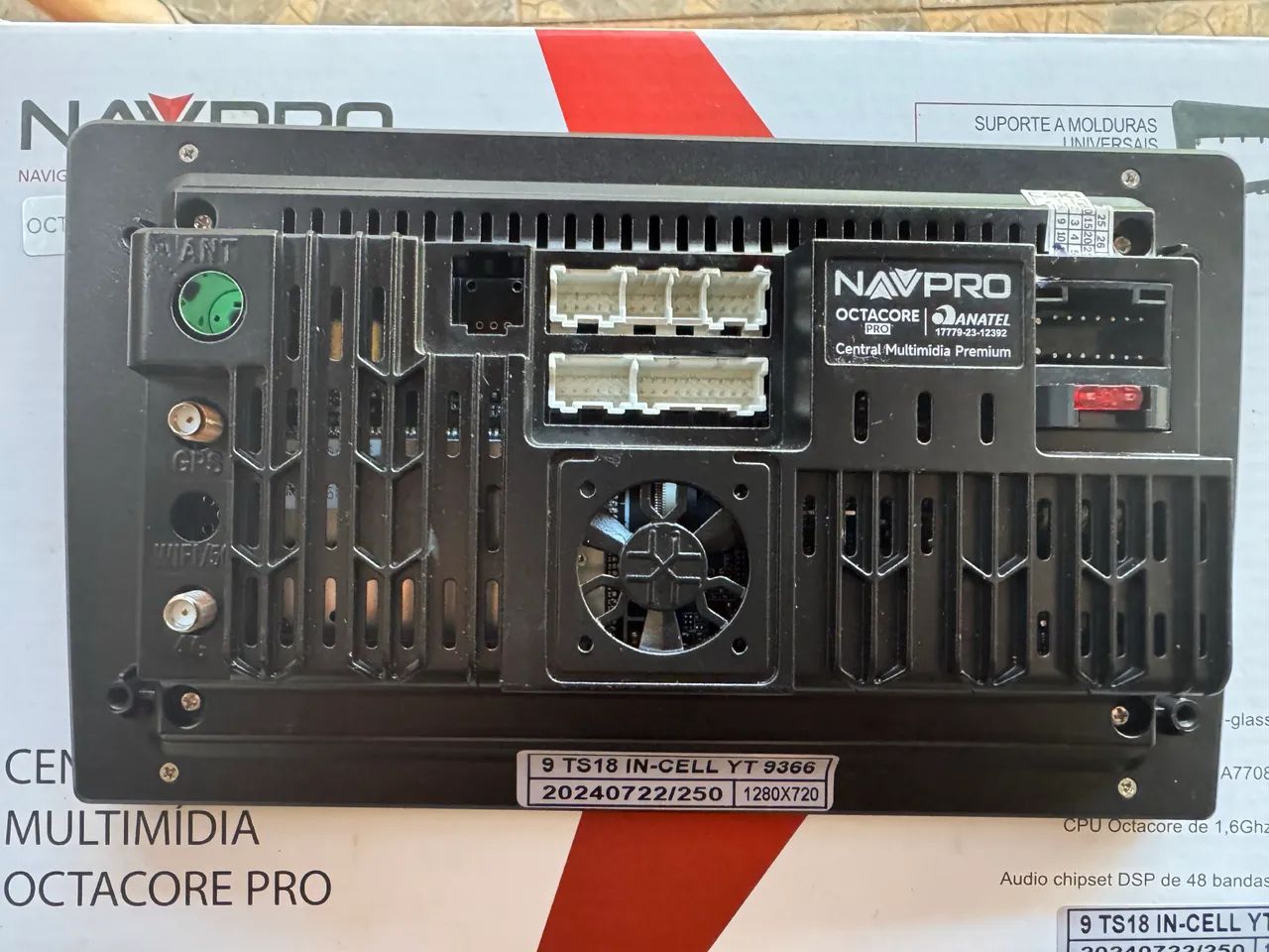 Multimídia Android NavPRO 9 Polegadas Octacore PRO - 4GB de RAM e 64GB de armazenamento
