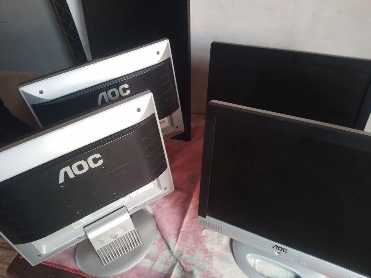 VENDO 02- MONITOR AOC 15 POLEGADAS..LEIA! - Foto 3