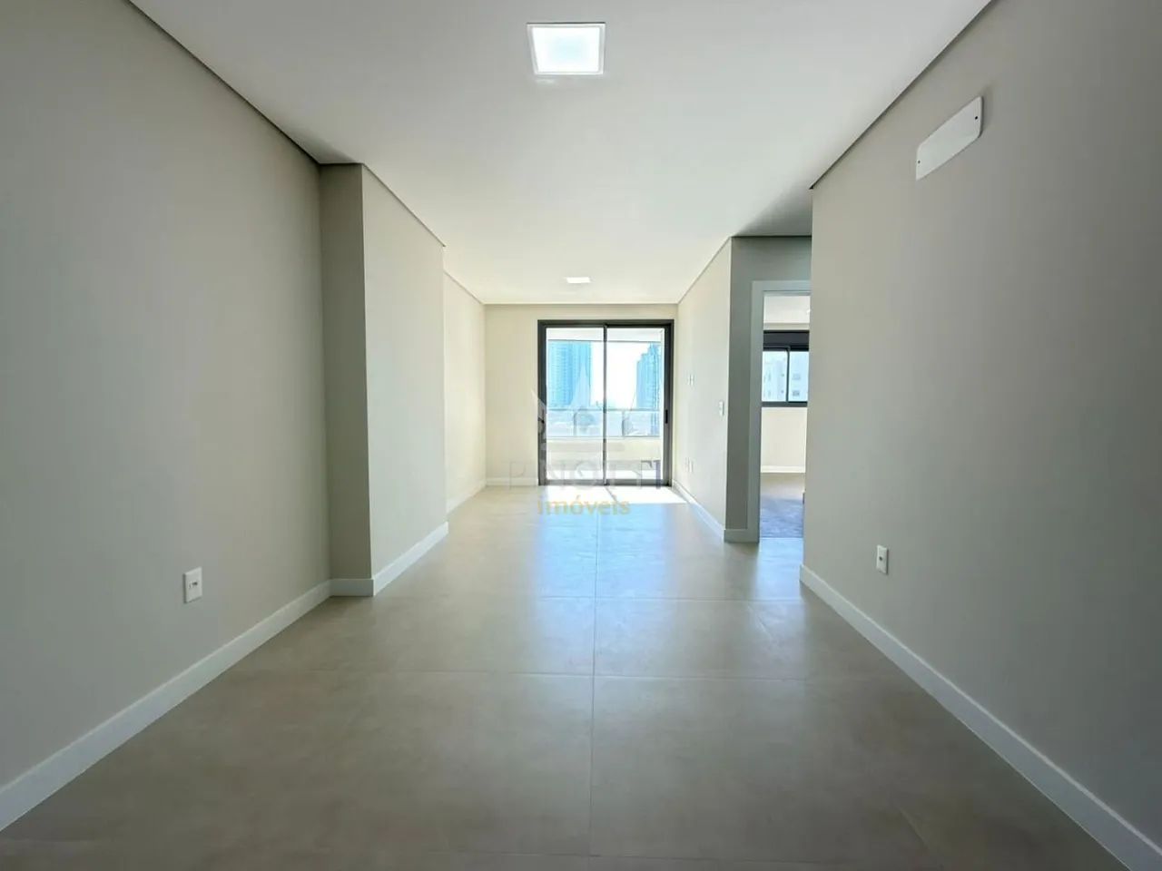 Apartamento Semimobiliado | 2 dormitórios | Centro de Itajaí SC - Foto 2