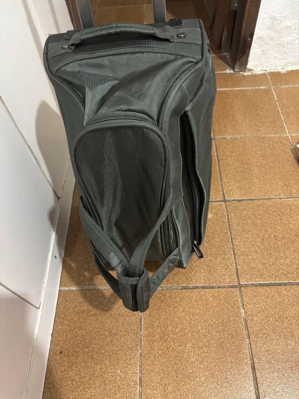 Sacola de Viagem com Rodas Sestini Original - Resistente e espaçosa  - Foto 4