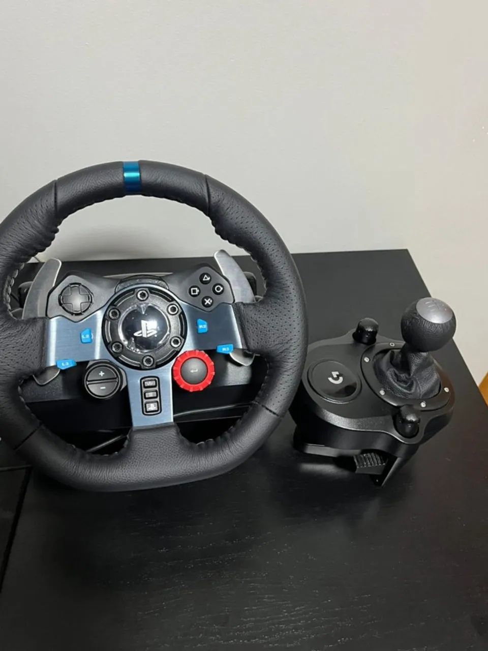 Volante Gamer Logitech G29 Driving Force para PlayStation e PC