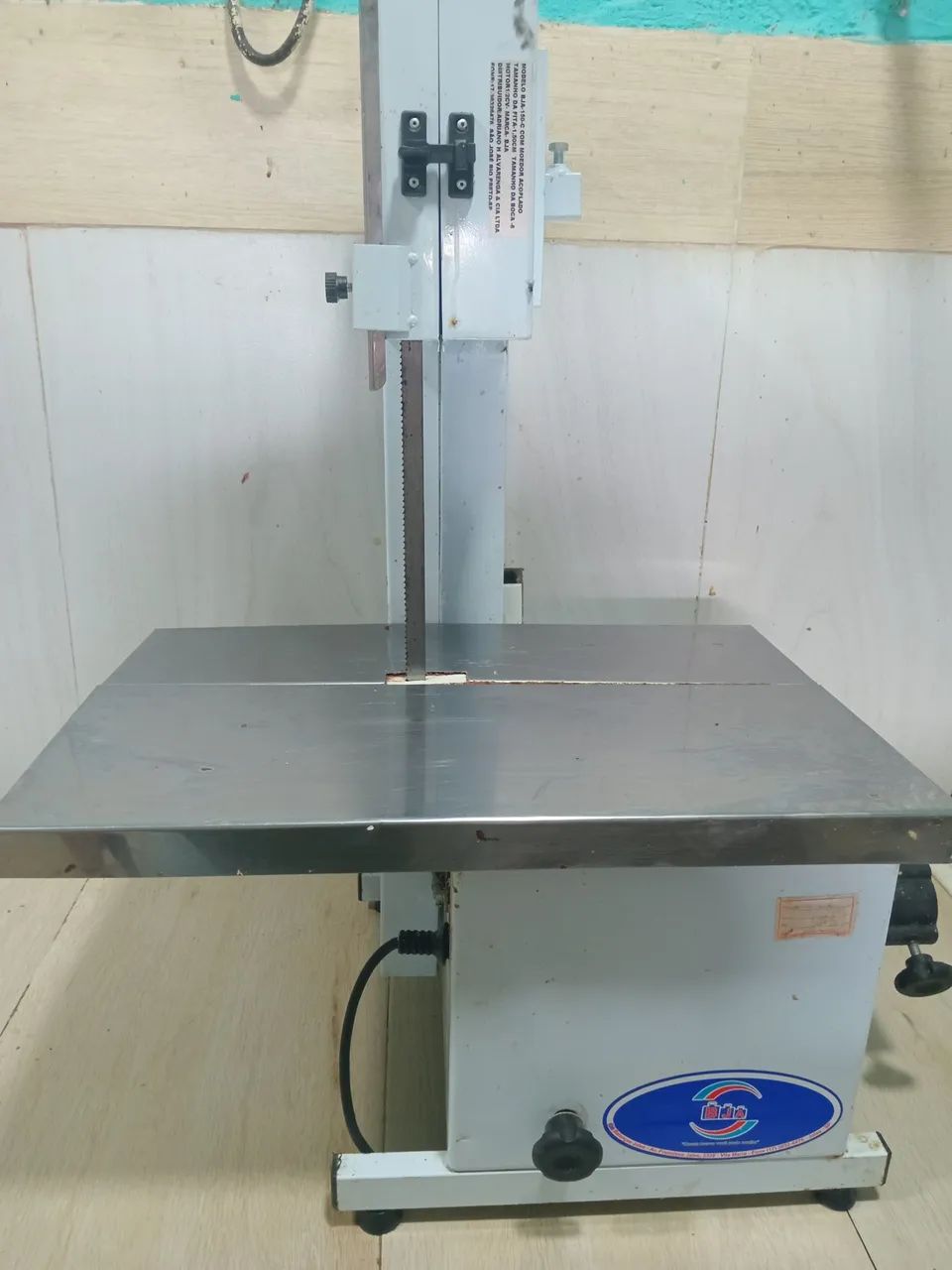 Vende-se,  em ótimo estado funcionando perfeitamente.
