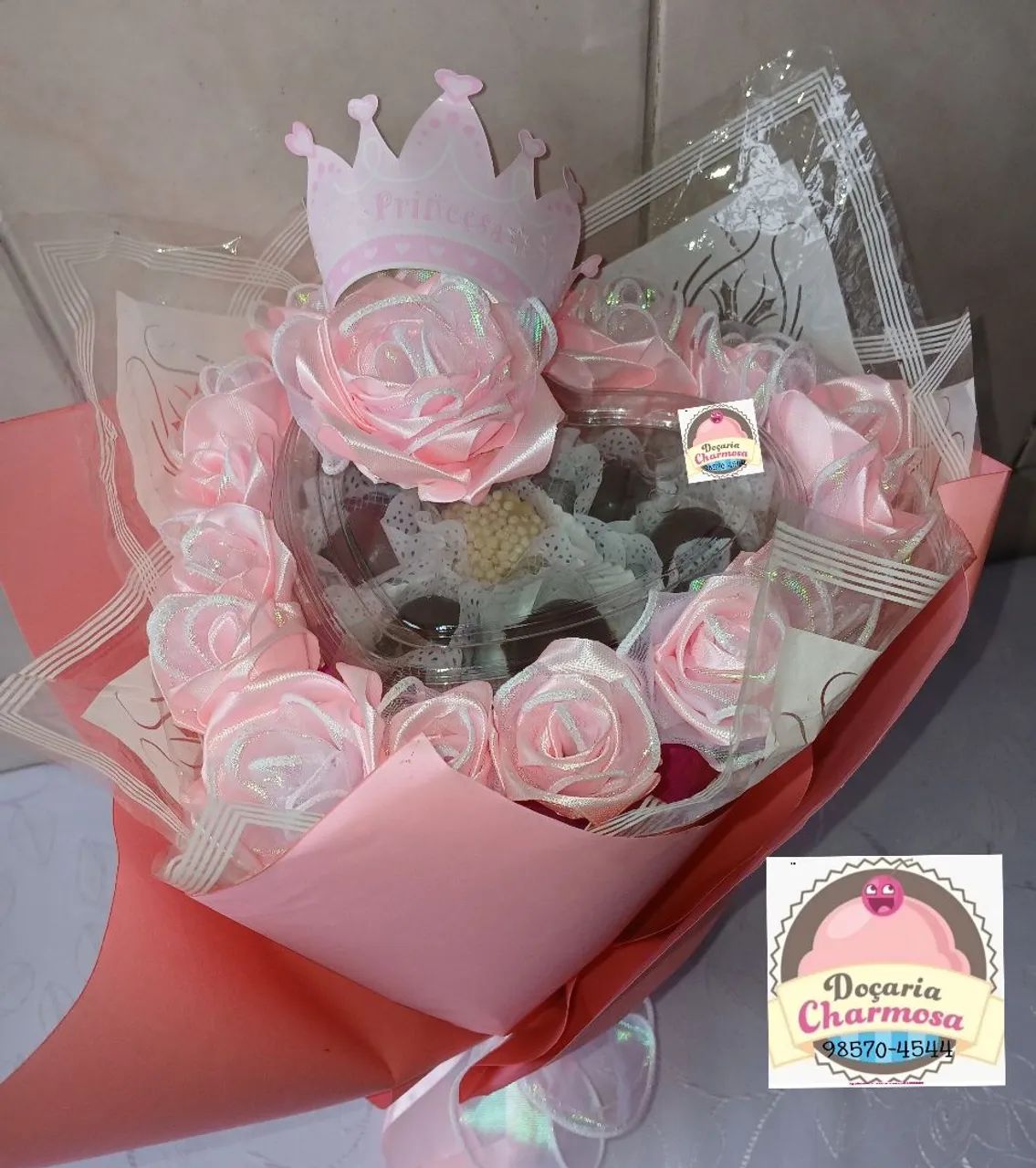 Boques de fita com chocolate 