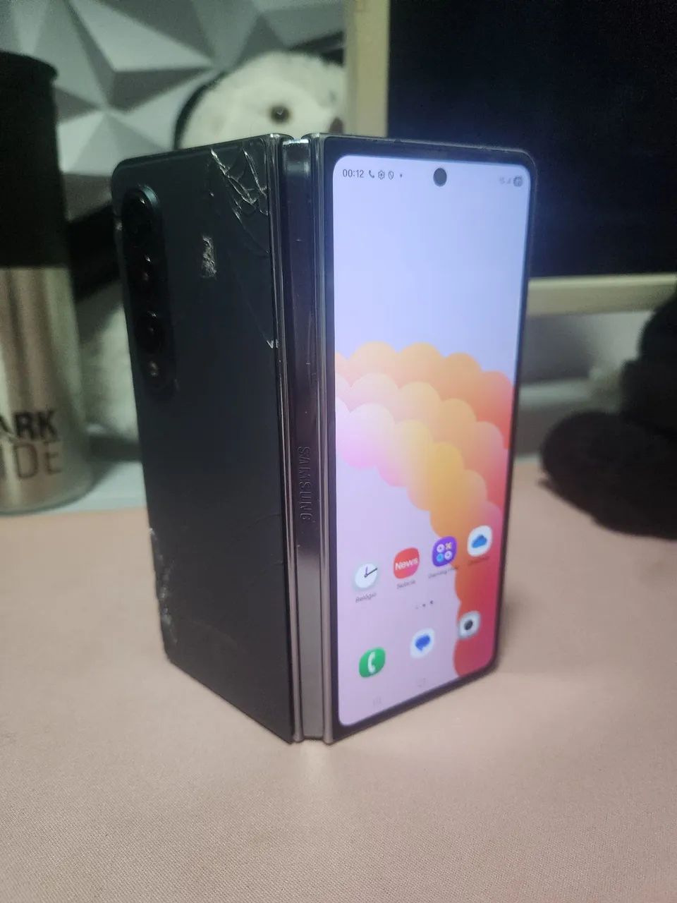 Com Defeito Samsung Galaxy Z Fold 4 512GB 12GB de RAM 5G