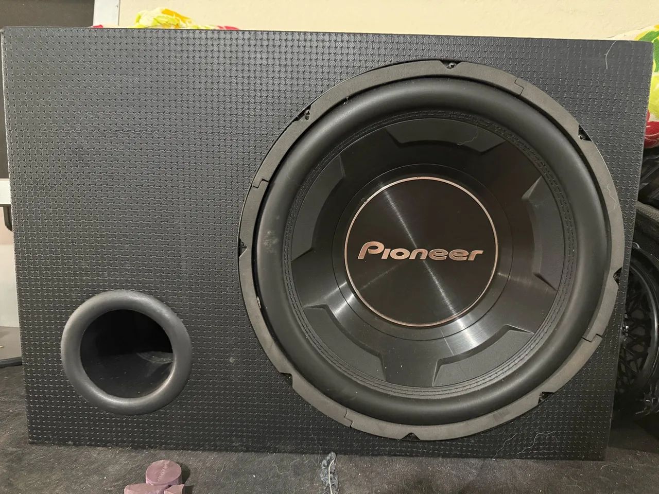Subwoofer Pionner 12? e Módulo Falcon