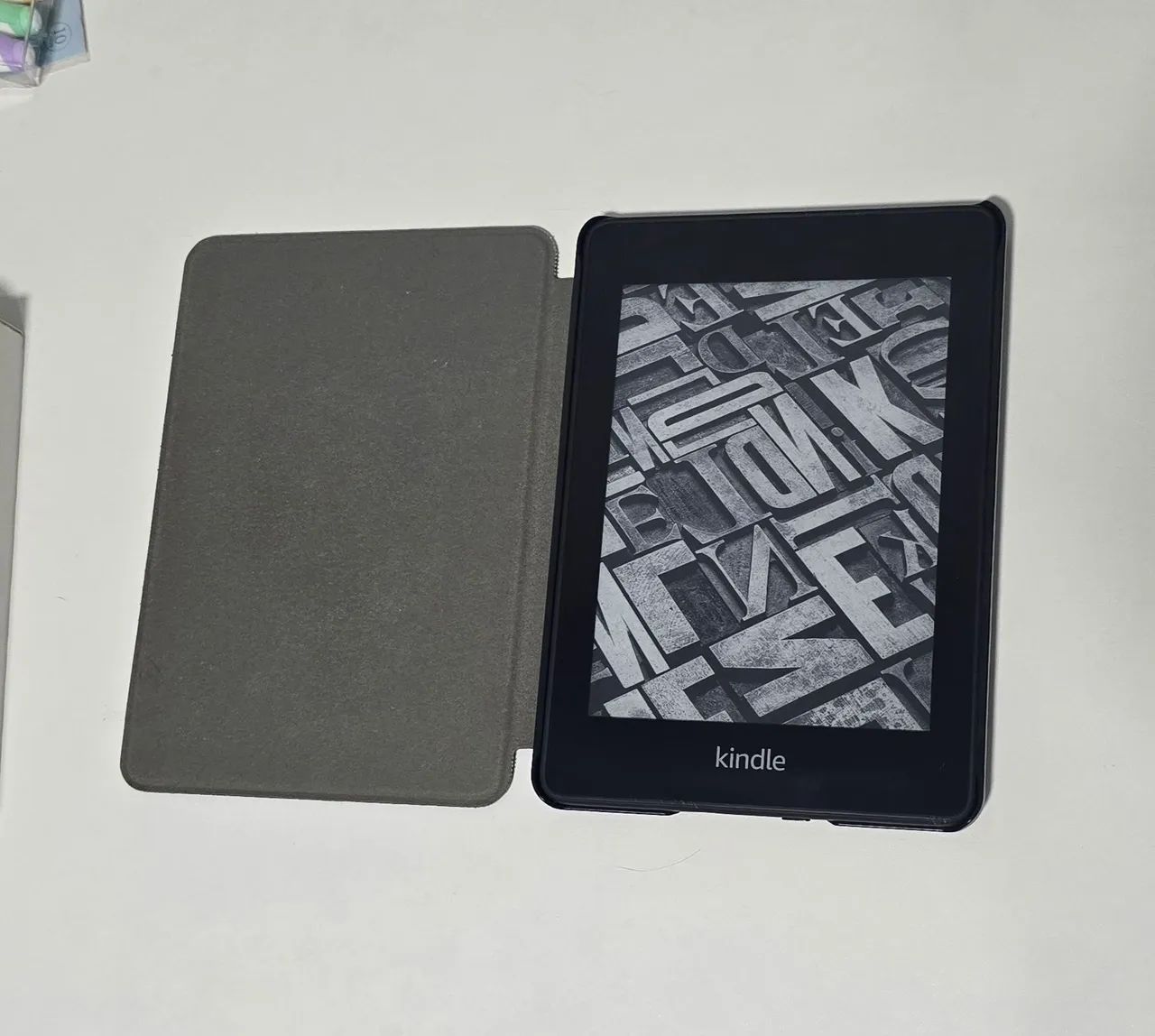 Kindle PaperWhite com Capa Magnética. - Foto 3