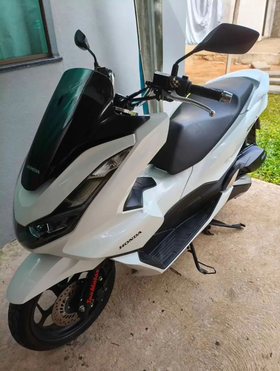 Vendo PCX único dono.