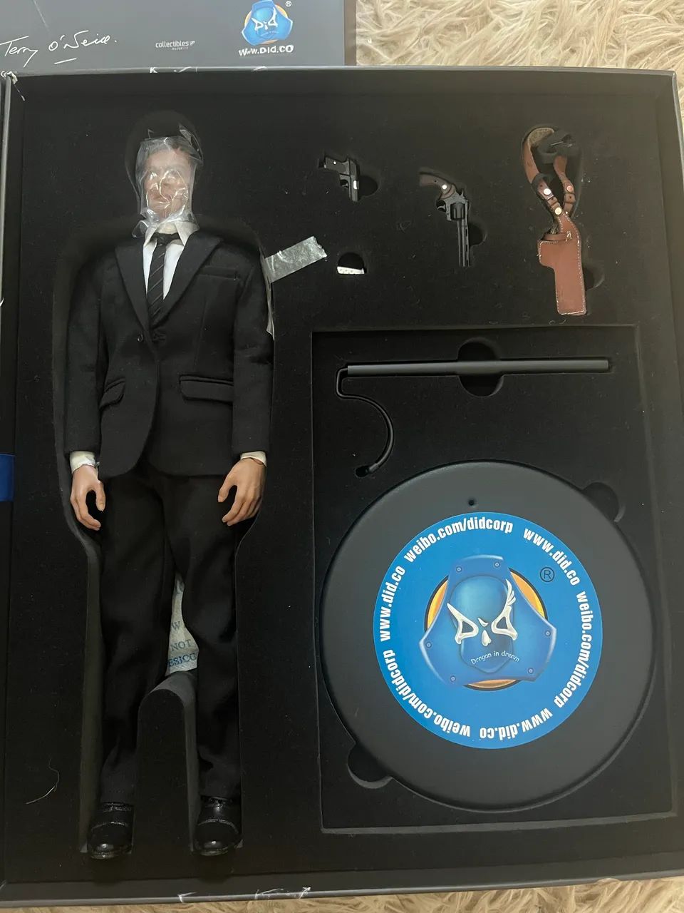 Action Figure James Bond 007 Roger Moore 1/6 - DID Corp (RM001) - Foto 5