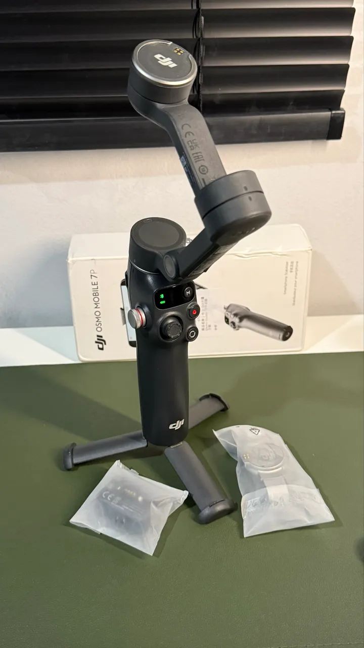 DJI Osmo Mobile 7p - Super Conservado (Estado de Novo