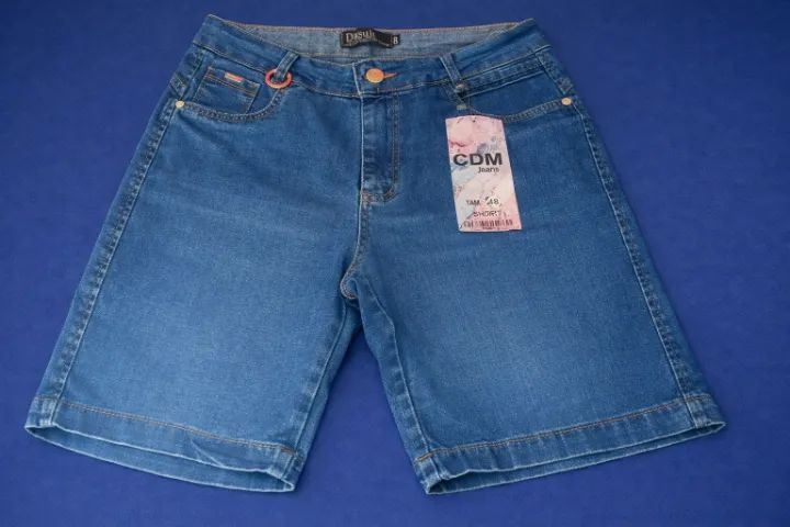 Bermuda Jeans Feminina, Bem Resistente com bolsos - Foto 4