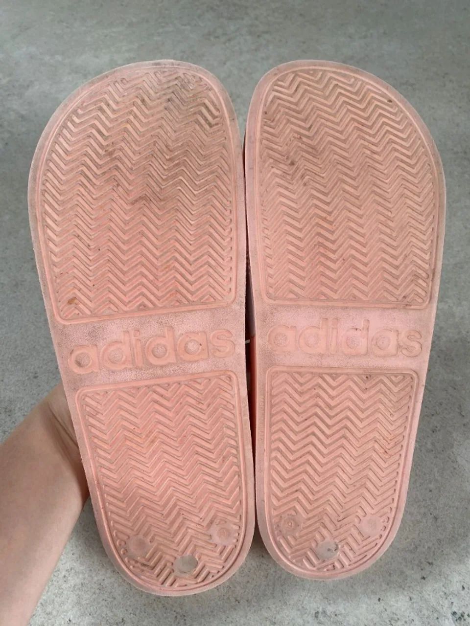 chinelo adidas adilette shower rosa - Foto 4