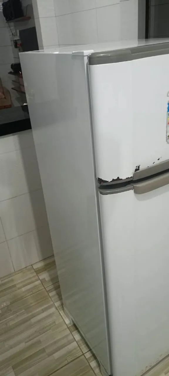 Vendo geladeira  - Foto 2