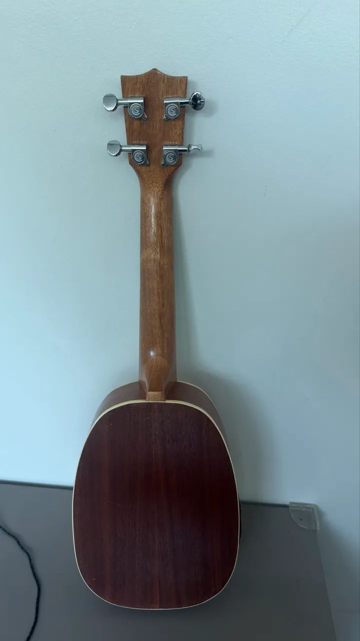 Ukulele abacaxi ?pineapple?  - Foto 2