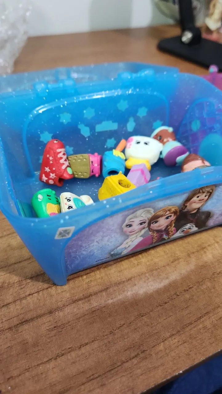 Kit Mercadinho Infantil com Cestinhas + Caixa Frozen - Foto 3