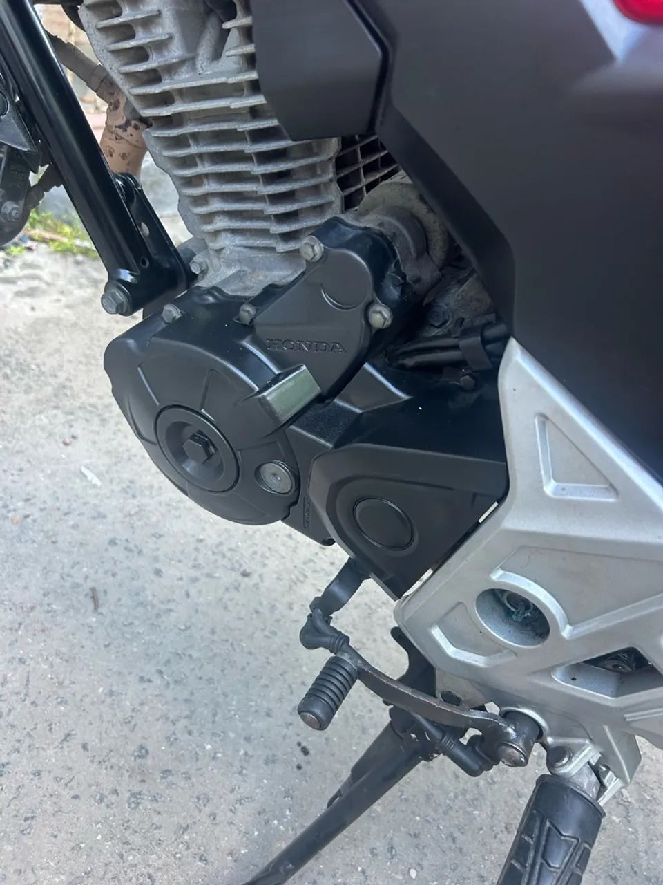 300f muito nova e revisada - Foto 4