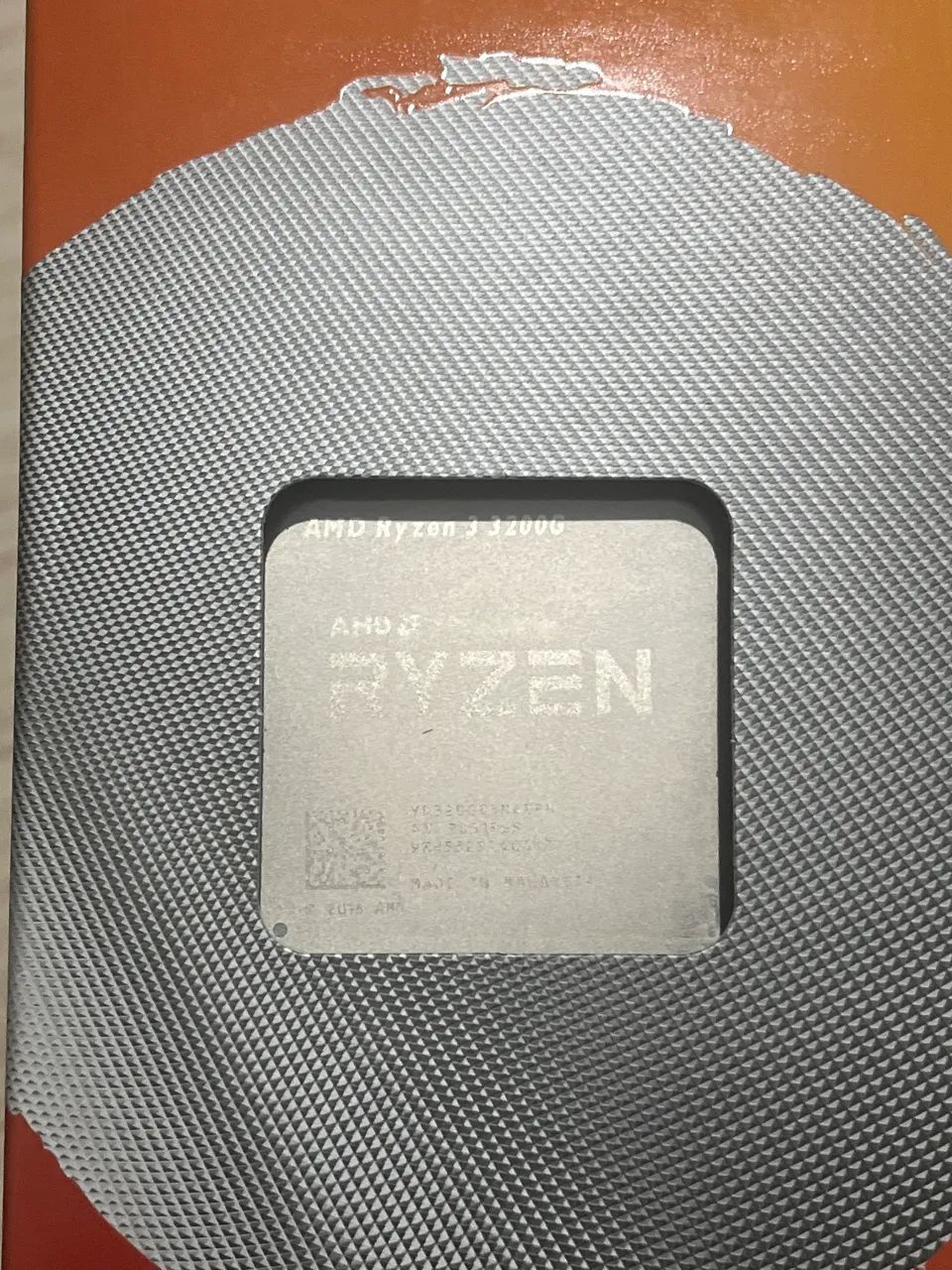 Ryzen 3 3200G AM4 Com Caixa (Sem Cooler) - Foto 2