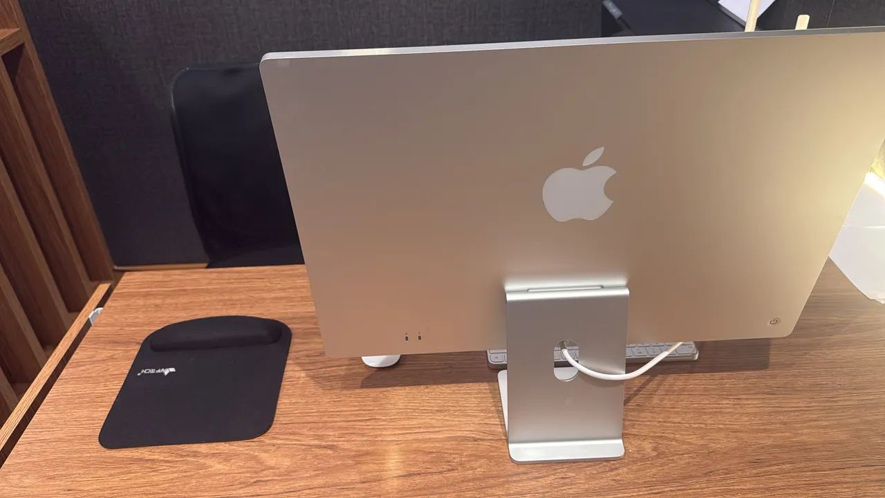 iMac 24? Apple M3 2023 ? Praticamente Novo ? R$ 11.000